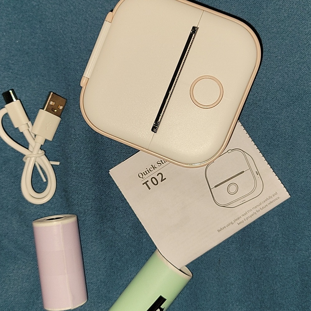 Label Maker & Printer Tiny Inkless Printer - Mini Portable Sticker Printer -NWT - Picture 6 of 7